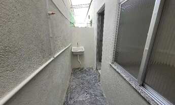 Imagem 5: Kitnet Studio Tipo Casa - Linda e Ampla - Quarto, Cozinha, Banheiro e Área de Serviço