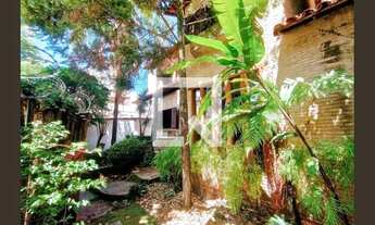 Imagem 2: Casa à Venda - Castelo, 4 Quartos, 370 m2