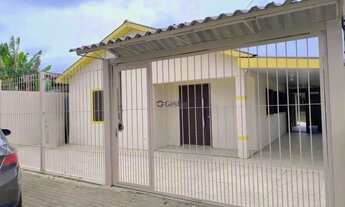 Imagem: Duas lindas casas com Piscina em Canoas