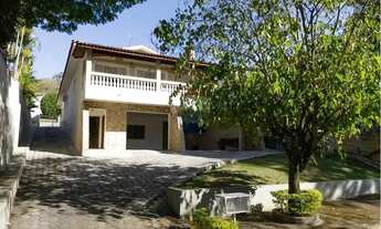 Imagem 3: Casa à Venda com 3 suítes no Condomínio Village Santa Helena