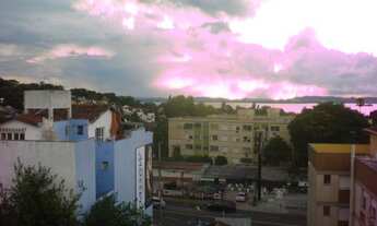 Imagem 2: Apartamento de 276 metros quadrados no bairro Tristeza com 4 quartos