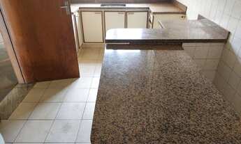 Imagem 3: Apartamento com 3 dormitórios para alugar, 237 m² por R$ 1.100,00/mês - Boa Vista - Uberab