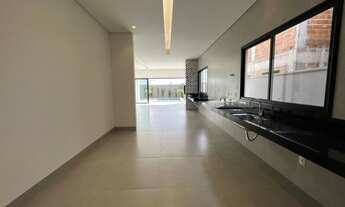 Imagem 3: Casa no condomínio Alphaville Uberlândia térrea para venda tem 249 metros quadrados com 4