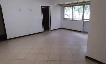 Imagem 4: Lindo apartamento de 04 quartos, nascente, vista livre, varandão, 01 vaga garagem, na SQN