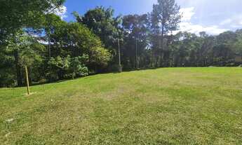 Imagem 4: Casarão contendo 3 dormitórios sala com lareira