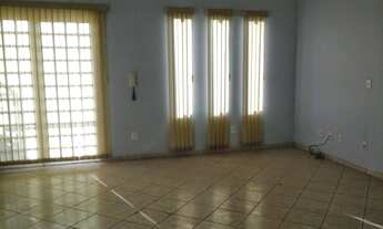 Imagem 2: Sobrado ao lado do centro de Cuiabá