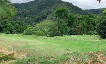 Imagem: Terreno com 750 metros quadrados no Parque