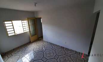 Imagem 2: Casa com 8 dormitórios à venda, 320 m² por R$ 700.000,00 - Setor Habitacional Vicente Pire