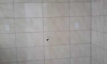 Imagem 3: Apartamento à venda reformado c/ 60m2 útil 2 quartos, sala, cozinha, área serviço fechada