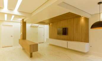 Imagem 3: LOFT COM 02 DORMITÓRIOS SENDO 01 SUÍTE 130 M², TÉRREO, COZINHA EQUIPADA COMPLETA, ALTO PAD