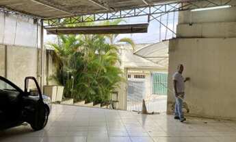 Imagem 3: Galpão/Depósito/Armazém para aluguel tem 241 metros quadrados