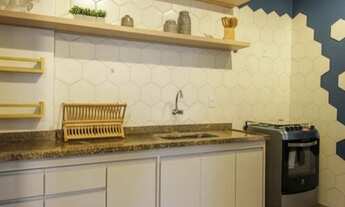 Imagem 5: Excelente mobiliado apartamento com 3 dormitórios com armários, sala 02 ambientes decorada