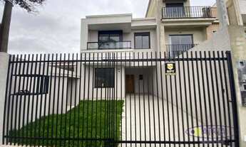 Imagem: Sobrado com 3 quartos à venda por R$ 650000.00