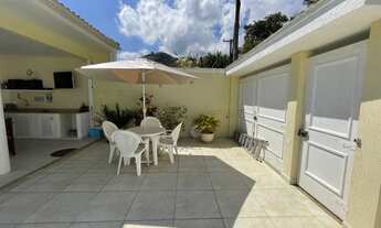 Imagem 2: Belíssima casa em condomínio fechado toda moderna e reformada