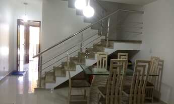 Imagem 2: Casa duplex 2 quartos 2 suítes, 3 banheiros 2 vagas de garagem, quintal