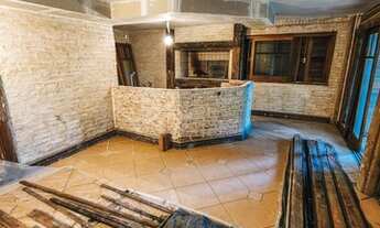 Imagem 4: Casa de condomínio para aluguel e venda possui 800 metros quadrados com 5 quartos