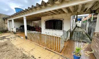 Imagem 3: Casa para venda tem 280 metros quadrados com 3 quartos