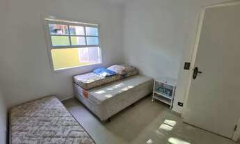 Imagem 5: Casa Térrea com 3 dormitórios em residencial com piscina e área comum