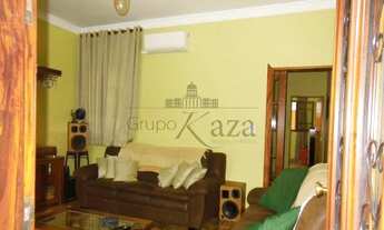 Imagem 2: Jacarei - Casa Padrão - Villa Branca