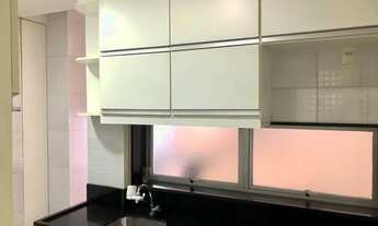 Imagem 7: Apartamento dois quartos sendo um suíte todo reformado na Mariz e Barros coladinho no metr