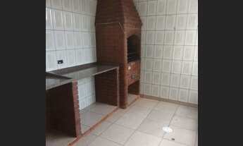 Imagem 2: Sobrado para aluguel possui 125 metros quadrados com 3 quartos em Jardim Itapeva - Mauá