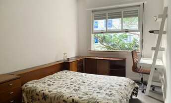 Imagem 4: Apartamento silencioso em prédio de época