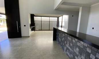 Imagem 5: Casa de condomínio térrea para venda possui 176 metros quadrados, 3 suítes Reserva Real Pa