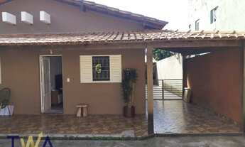 Imagem: Casa com 3 dormitórios à venda, 180 m²