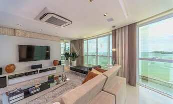 Imagem 2: Amplo apartamento de frente para o mar