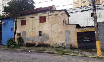 Imagem 3: Prédio inteiro para uso comercial, com 195 m² de terreno, em Santana Teresinha!!!