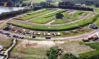 Imagem 4: Chalé em multipropriedade à beira da represa de Xavantes