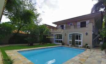 Imagem: Raridade Sobrado com 700 m² de jardim