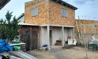 Imagem 4: Casa de alvenaria, com sobrado nos fundos