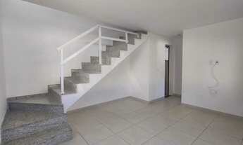 Imagem 6: Agatê Imóveis vende OPORTUNIDADE Casa Duplex em Condomínio de 90m² Itaipu - Niterói por 38