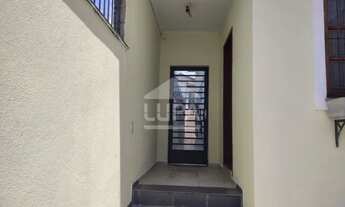 Imagem 4: Sobrado com 3 dormitórios e 4 banheiros para locação na Vila Constança