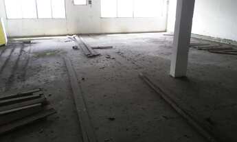 Imagem 5: Sala Comercial na Rua Bernardino Silveira Amorim, com 200m²