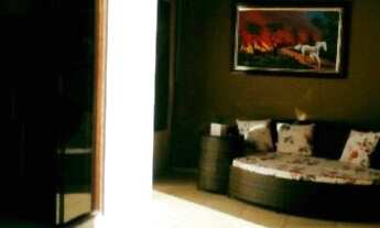 Imagem 6: Casa para aluguel e venda possui 300 metros quadrados com 3 quartos