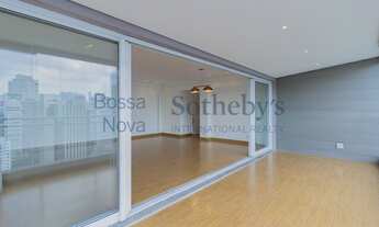 Imagem 6: Apartamento moderno em edifício contemprâneo