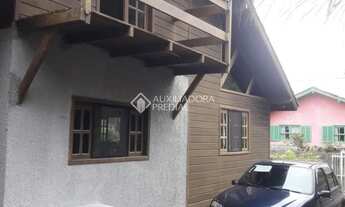 Imagem 2: Casa com Edícula na Armação do Pântano do Sul