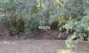 Imagem: Área disponível para venda no bairro Shopping