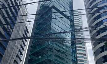 Imagem 2: EDF ALVES DE PAULA - Imóvel de Luxo em Boa Viagem: Apartamento de 3 Quartos com 300m², 3 S