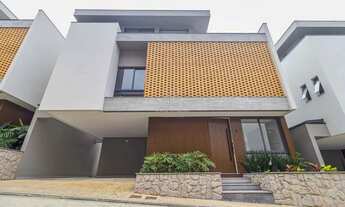 Imagem 2: Triplex Alto Padrão em Condomínio exclusivo !266,74 m² privativos | 4 suítes