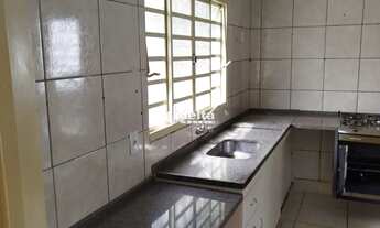 Imagem 5: Casa residencial com 3 quartos disponível para locação no bairro Tubalina em Uberlândia-MG