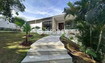 Imagem 2: Casa residencial em Bandeirantes (Pampulha) 6 quartos, 5 suítes, 480,00 m² de área intern