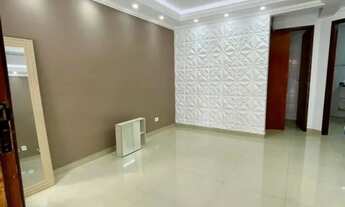 Imagem 3: Sobrado para Venda em Curitiba, Xaxim, 3 dormitórios, 1 banheiro, 2 vagas