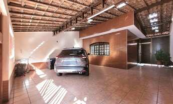 Imagem 2: Casa para venda em Jardim Santa Adélia com 3 quartos, sendo 1 suíte , 127m²