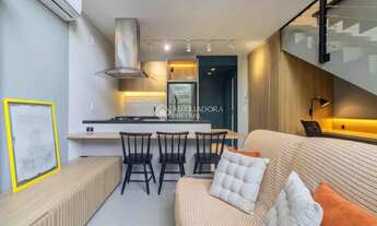 Imagem: Loft Duplex à venda na Carvoeira, próximo