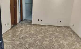 Imagem 4: Oportunidade! Casa à Venda - 2 Quartos (1 Suíte) - Condomínio Fechado - Garagem para 2 Car