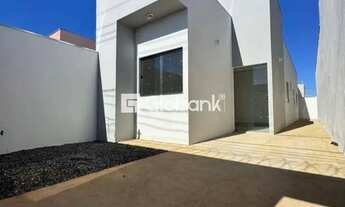 Imagem: Casa à venda em Montes Claros (Loteamento