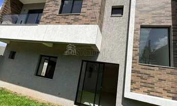 Imagem 2: Sobrado com 3 quartos à venda por R$ 770000.00, 129.63 m2 - BOQUEIRAO - CURITIBA/PR